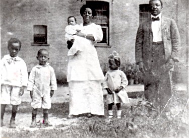 The Thomas Kiah family The Thomas Kiah family