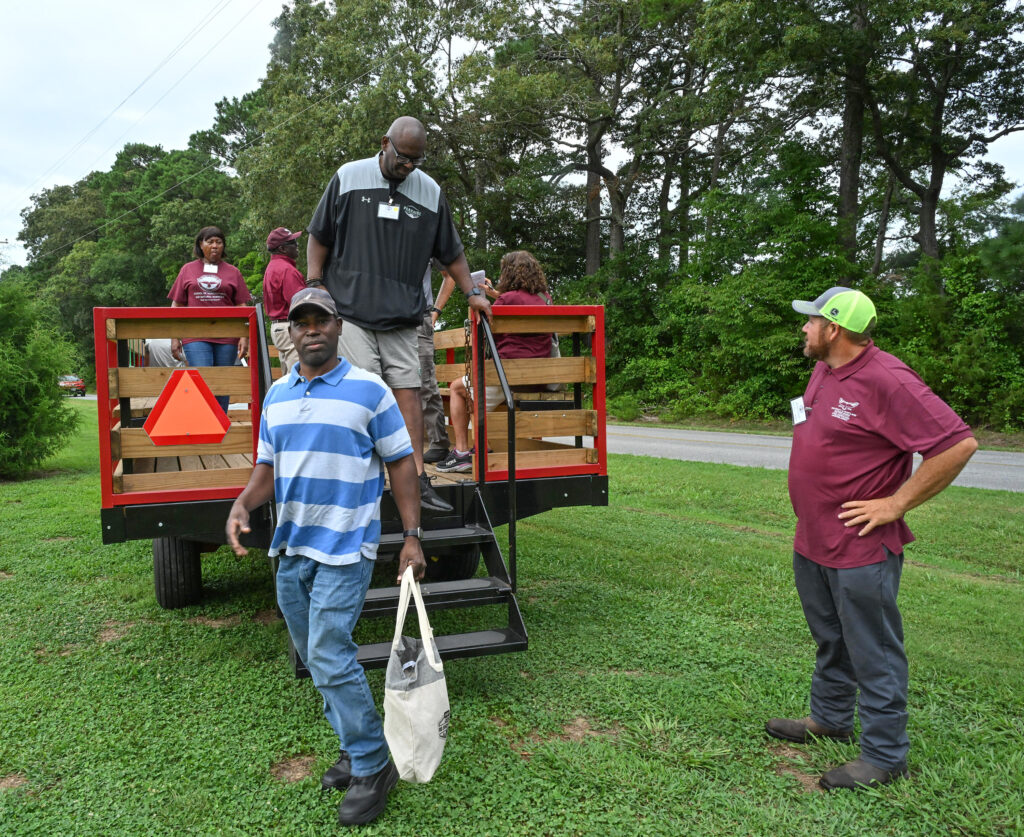 Ag Showcase attendees tour the University of Maryland Eastern Shore farm.