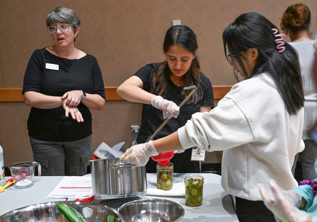 Pickle making demo is held at the 21st Small Farm Conference.