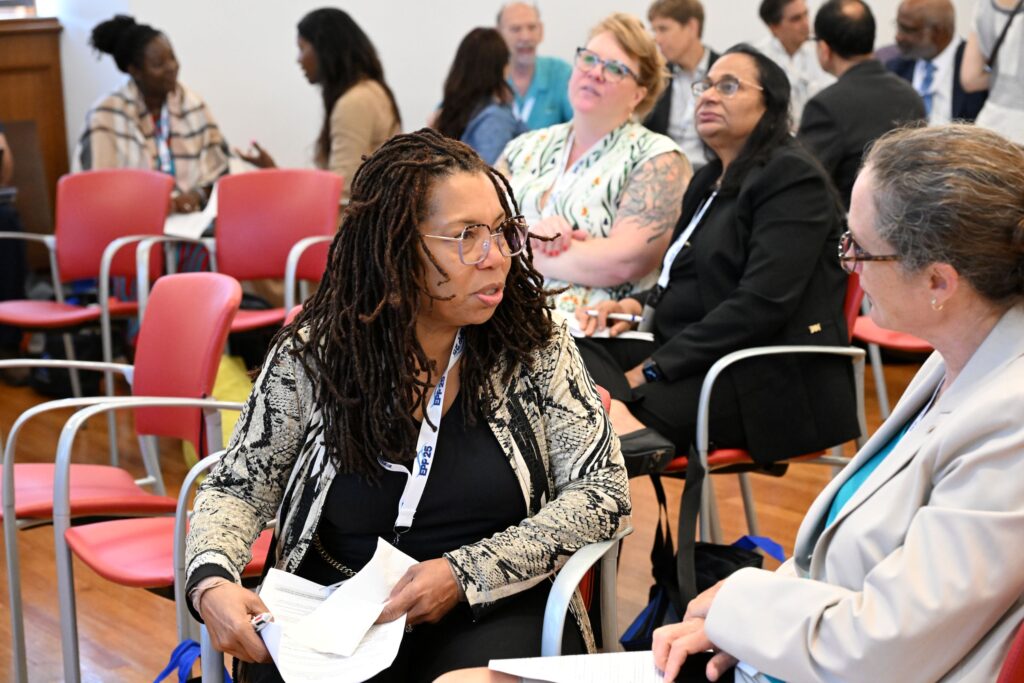 LMRCSC Faculty member Dr. Dionne Hoskins-Brown participates in a mentorship workshop.