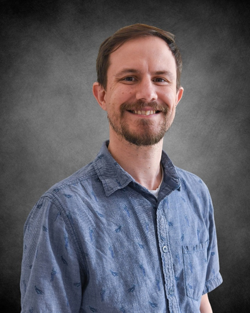 Headshot of Dr. Stephen Tomasetti, Assistant Professor, Department of Natural Sciences, SANS