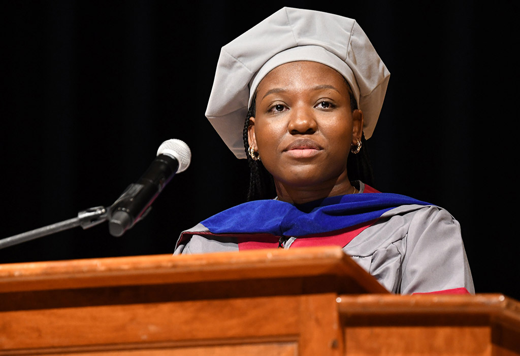 Successful biomedical researcher and UMES alumnae Yasmin Roye gives the keynote speech at the 73rd Honors Convocation.