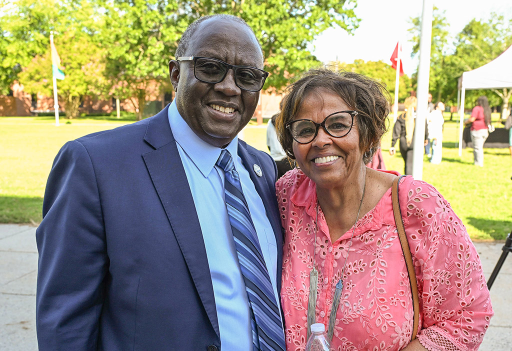 Moses Kairo, Dean of the School and former Dean Carolyn Brooks during naming ceremony of the Simon A. Haley School of Agriculture & Natural Sciences.