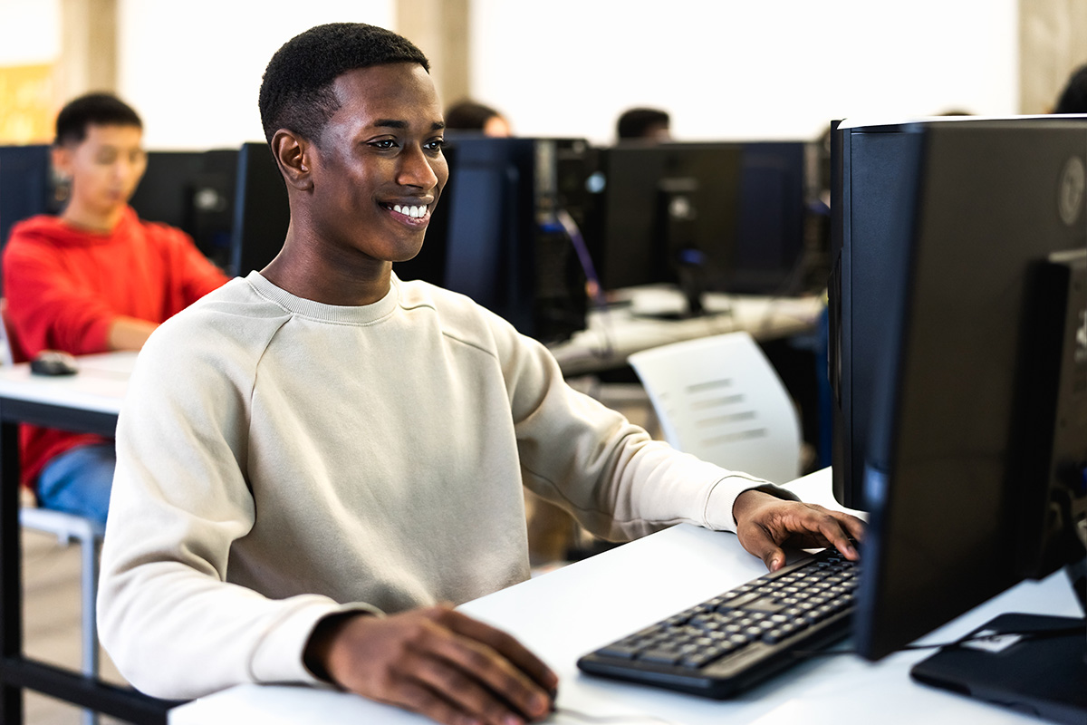 Student preparing for the NAVLE exam