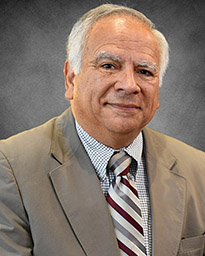 Headshot of Dr. Enrique Nelson Escobar, Associate Dean, Associate Administrator and Small Ruminant Specialist at UMES Extension