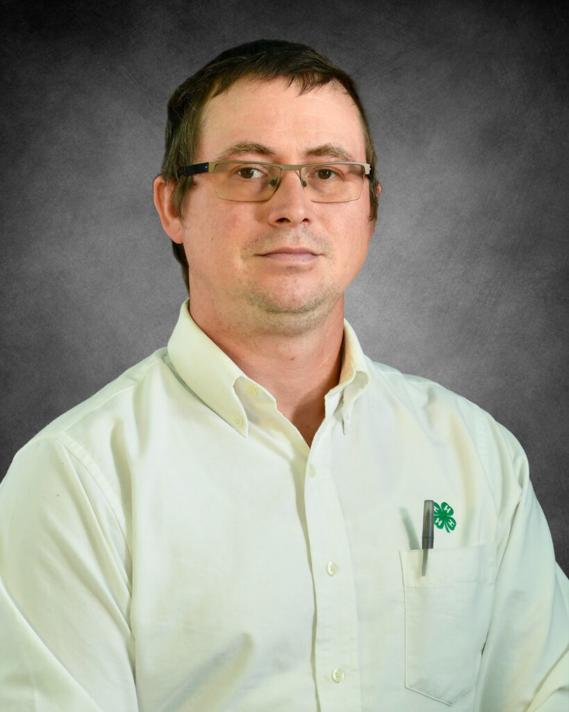 Headshot of Jeremiah Mowen, 4-H STEM Agent Associate, Somerset County at UMES Extension